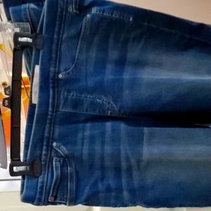 LEVI Strauss signature pull on skinny Jeans totally Shaping